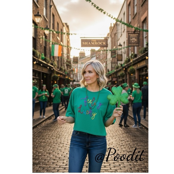 Peach Love California Tops - PEACH LOVE CALIFORNIA feeling lucky crop top S M L